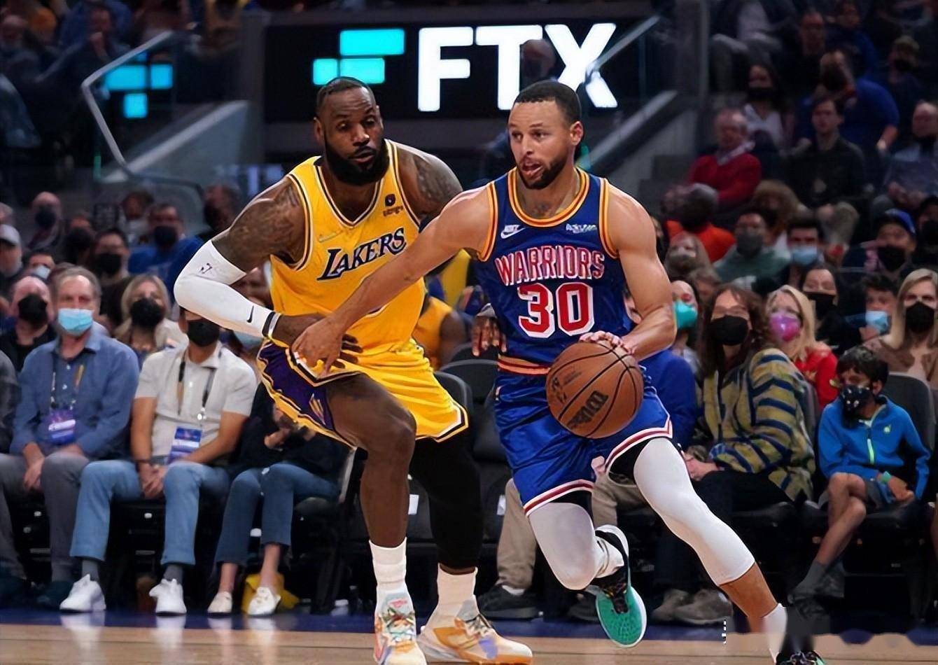 华体会体育-包含赛地聚焦：NBA季后赛赛前热度飙升；武汉三镇单刀错失；赛场秩序良好；更衣室氛围转暖的词条